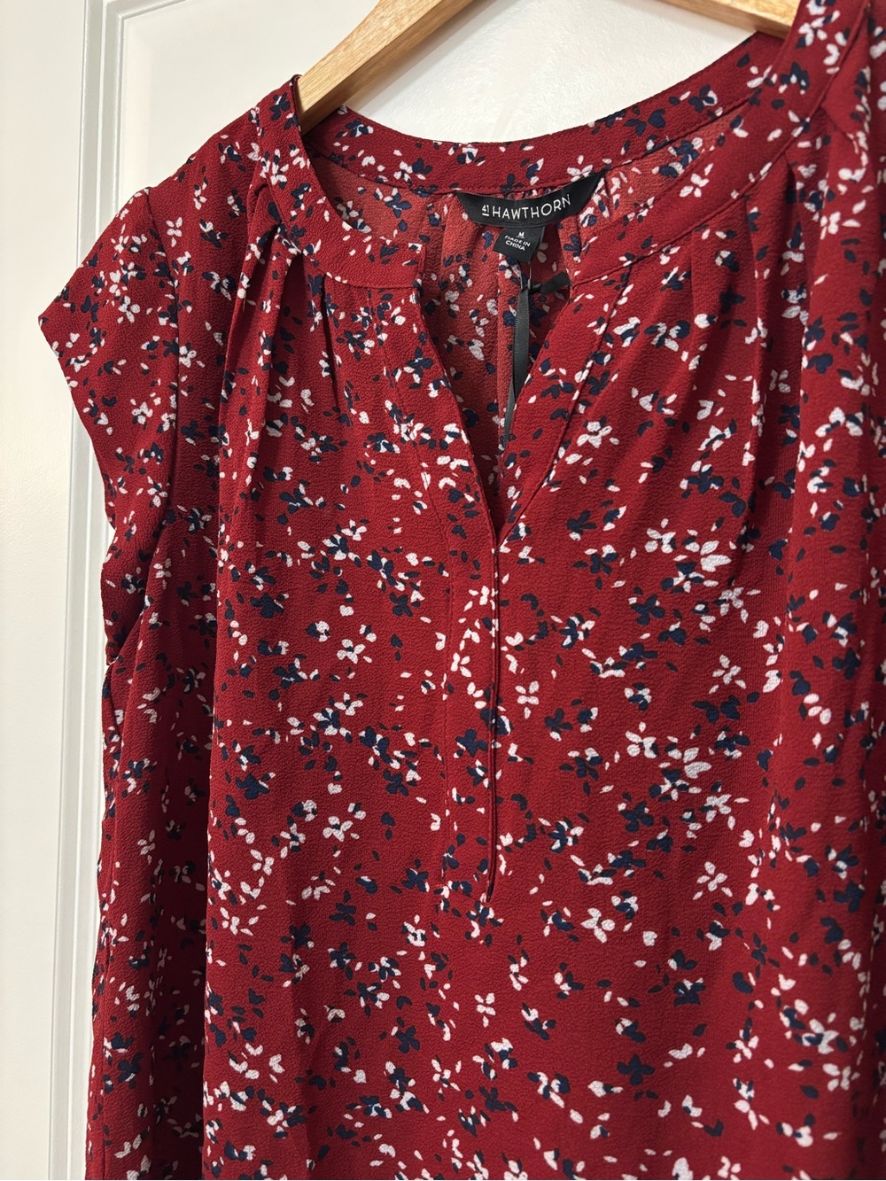 41 Hawthorn Burgundy Navy Floral Print Cap Sleeve  Top, Size M - Picture 5 of 8